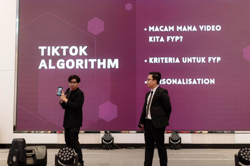Hook Video TikTok Lemau? Jangan Harap Nak FYP! 2 content tiktok seminar